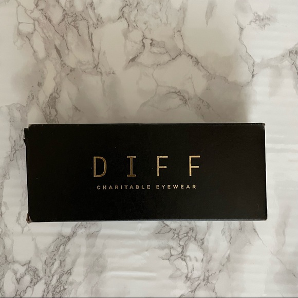 NWT Diff “Rae” Cat eye sunglasses - Picture 7 of 7